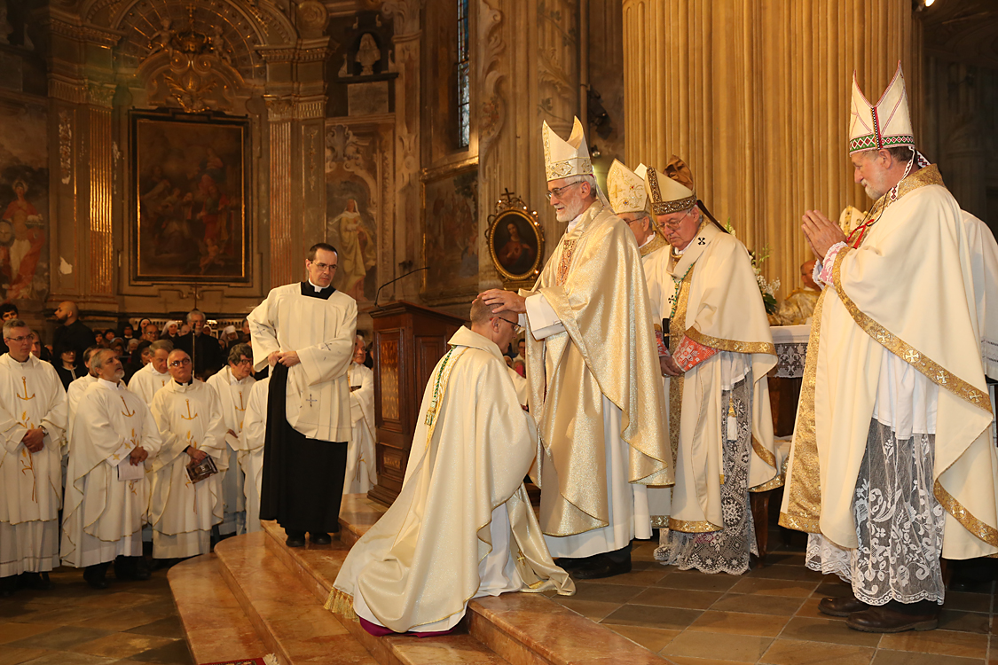 Monsignor Marco Prastaro Vescovo di Asti_227.jpg